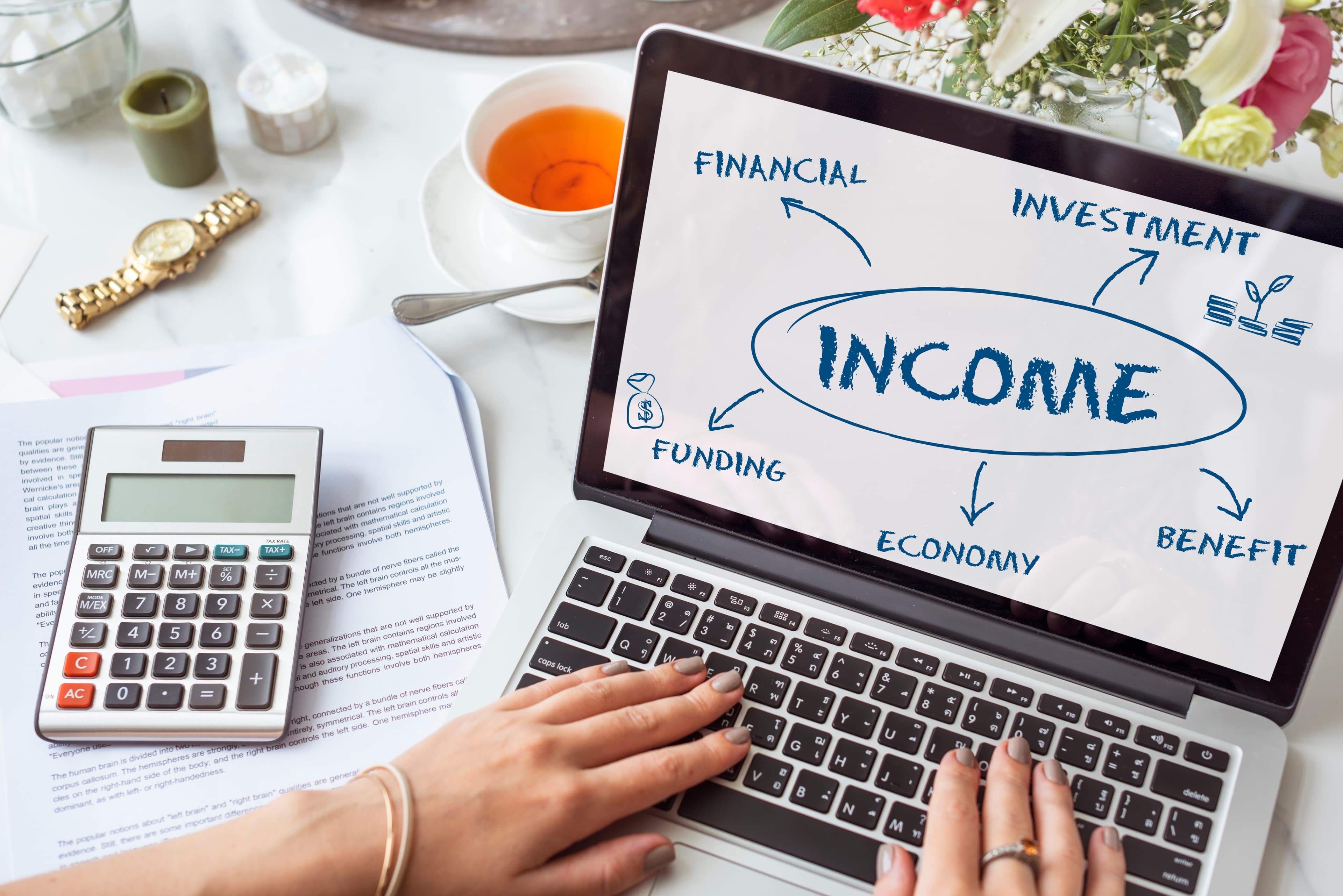 How I Quietly Earn $1,000/Month Using AI Tools (No Followers, No Fame, Just Strategy)