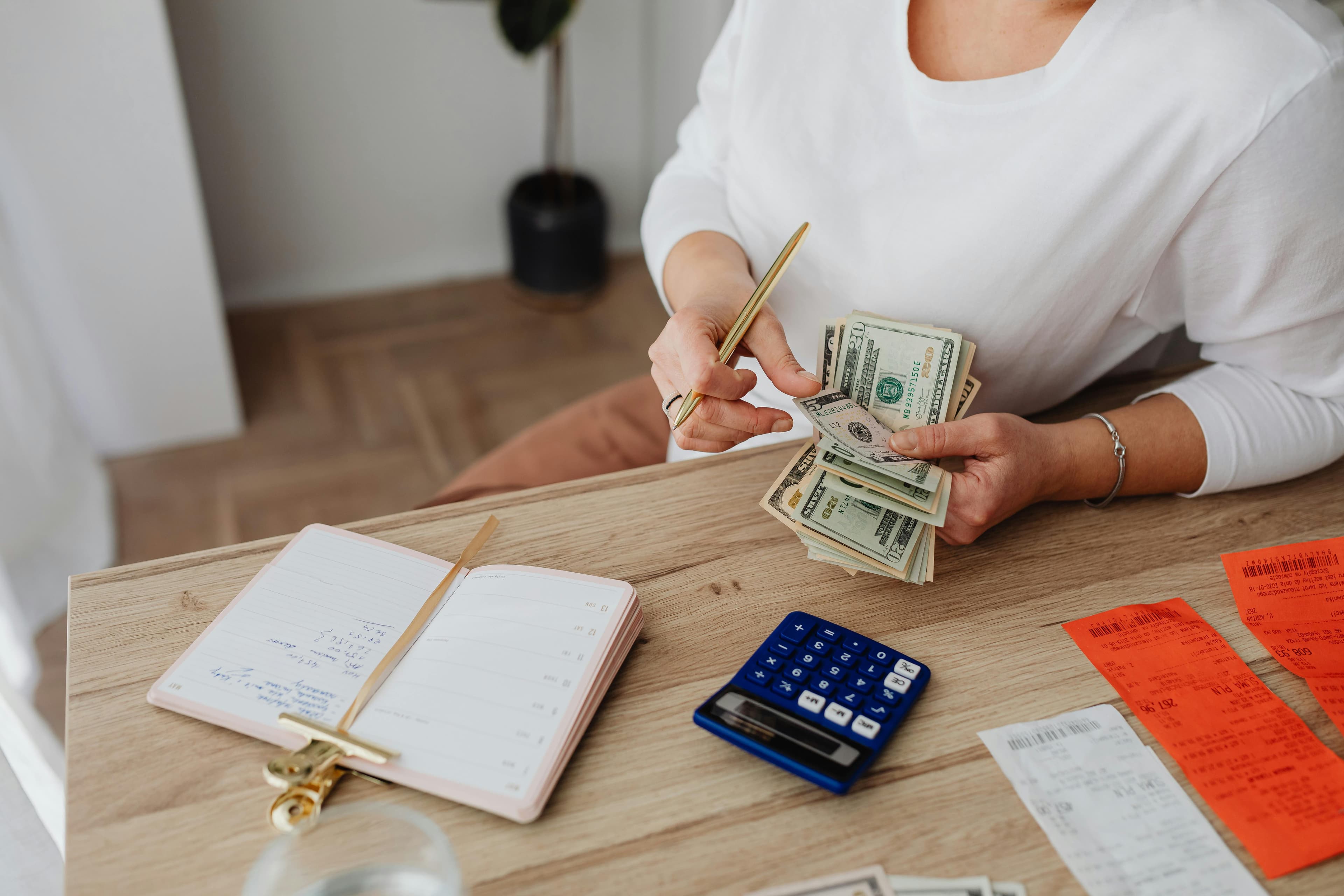 How I Saved Money Fast on a Low Income — Even When I Was Making Just $900 a Month