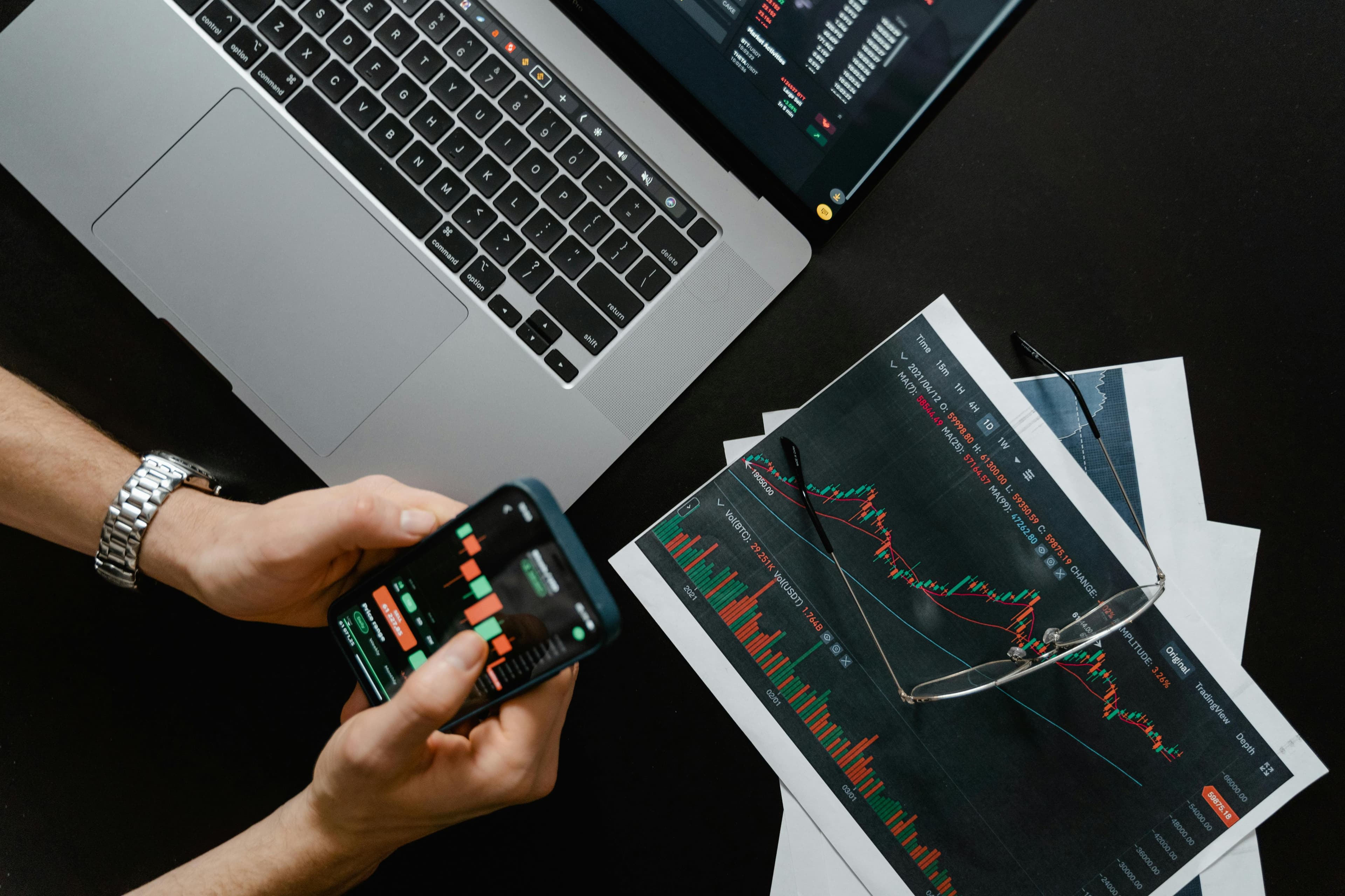 📈 How I Started Investing in the US Stock Market as a Beginner in 2025 (Without Losing My Mind)