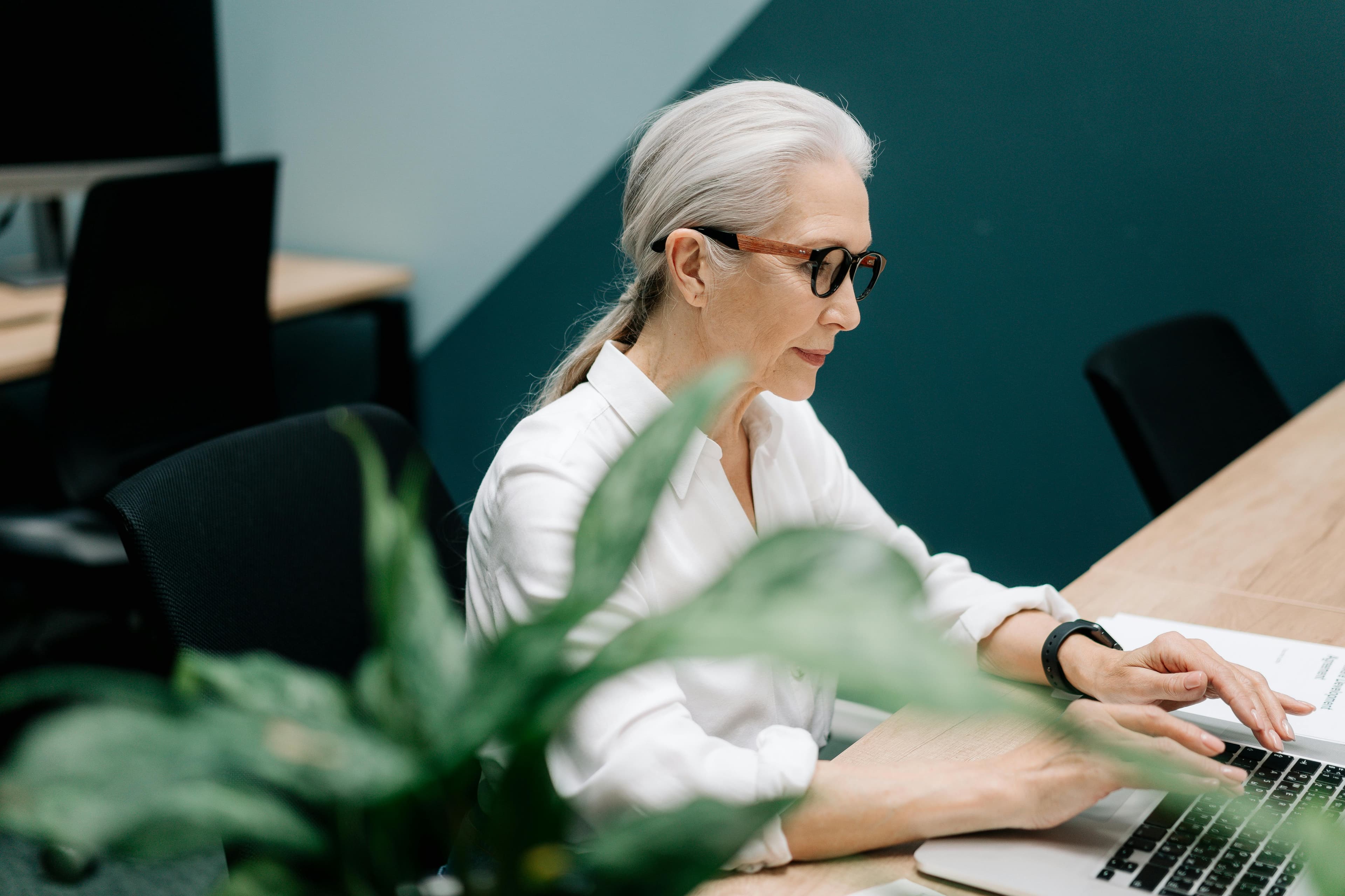 I Tried 3 Side Hustles at 52 — One Paid Me $800 in 7 Days
