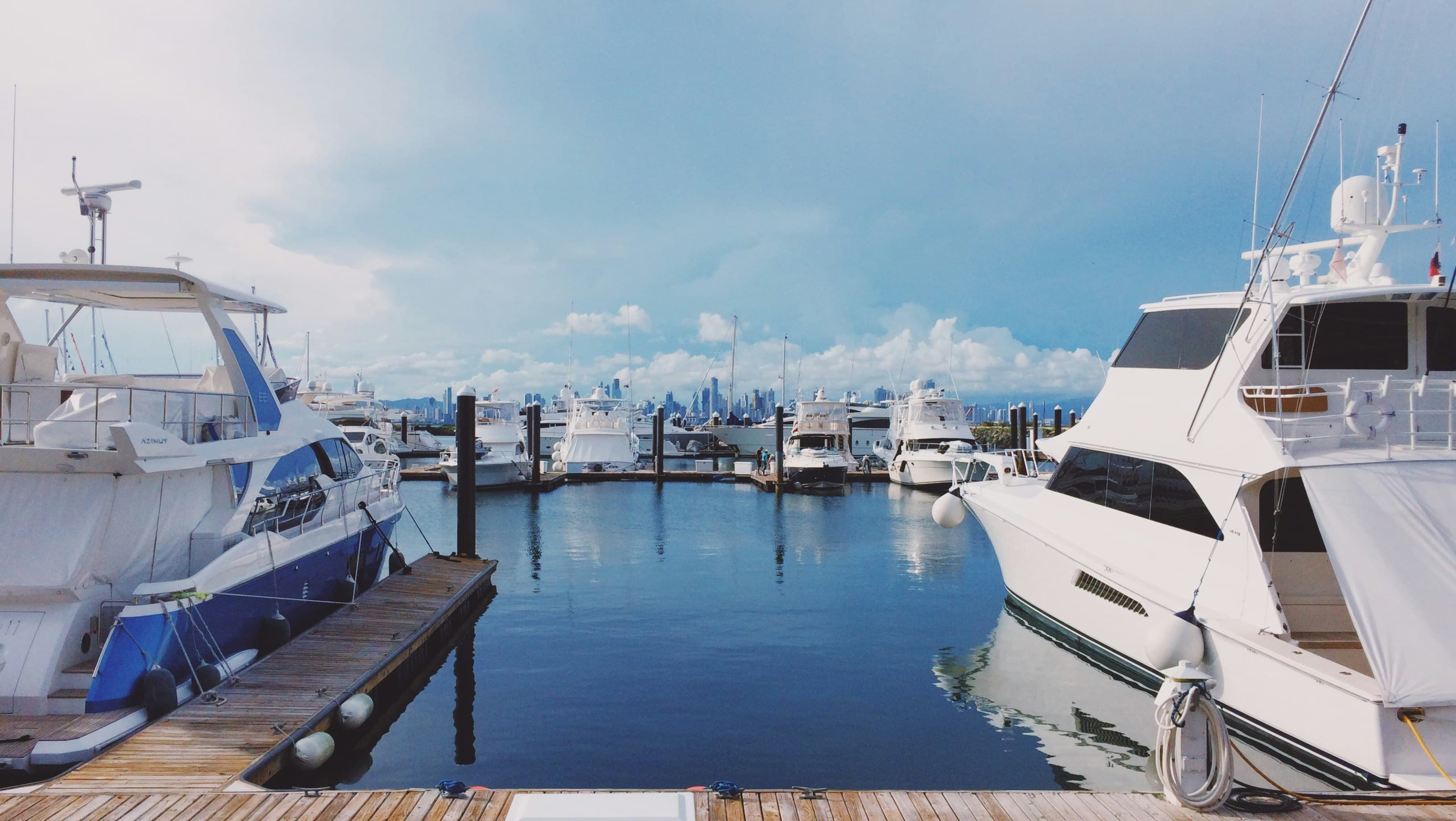 How to Start Building Wealth with $100 in 2025